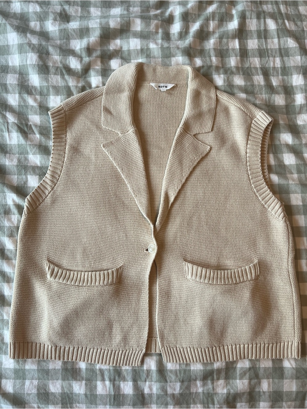 KOTN Fine Knit Button Vest